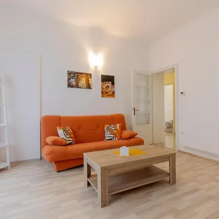 Apartment Porta Di Pula
